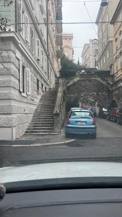 Alla Scalinata Del Teatro Rossetti Confort Suites Parcheggio Triest Exterior foto