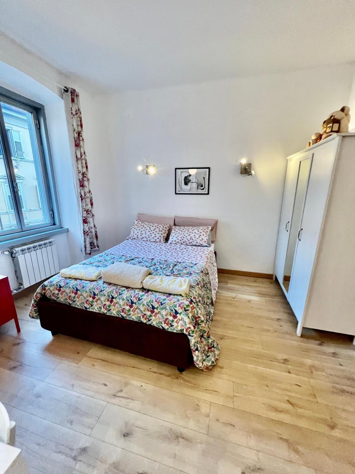 Alla Scalinata Del Teatro Rossetti Confort Suites Parcheggio Triest Exterior foto